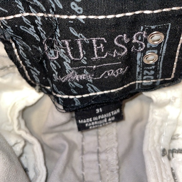 GUESS Jeans high end Designer Cargo shorts size 33 like NEw denim Jean short - Picture 11 of 12